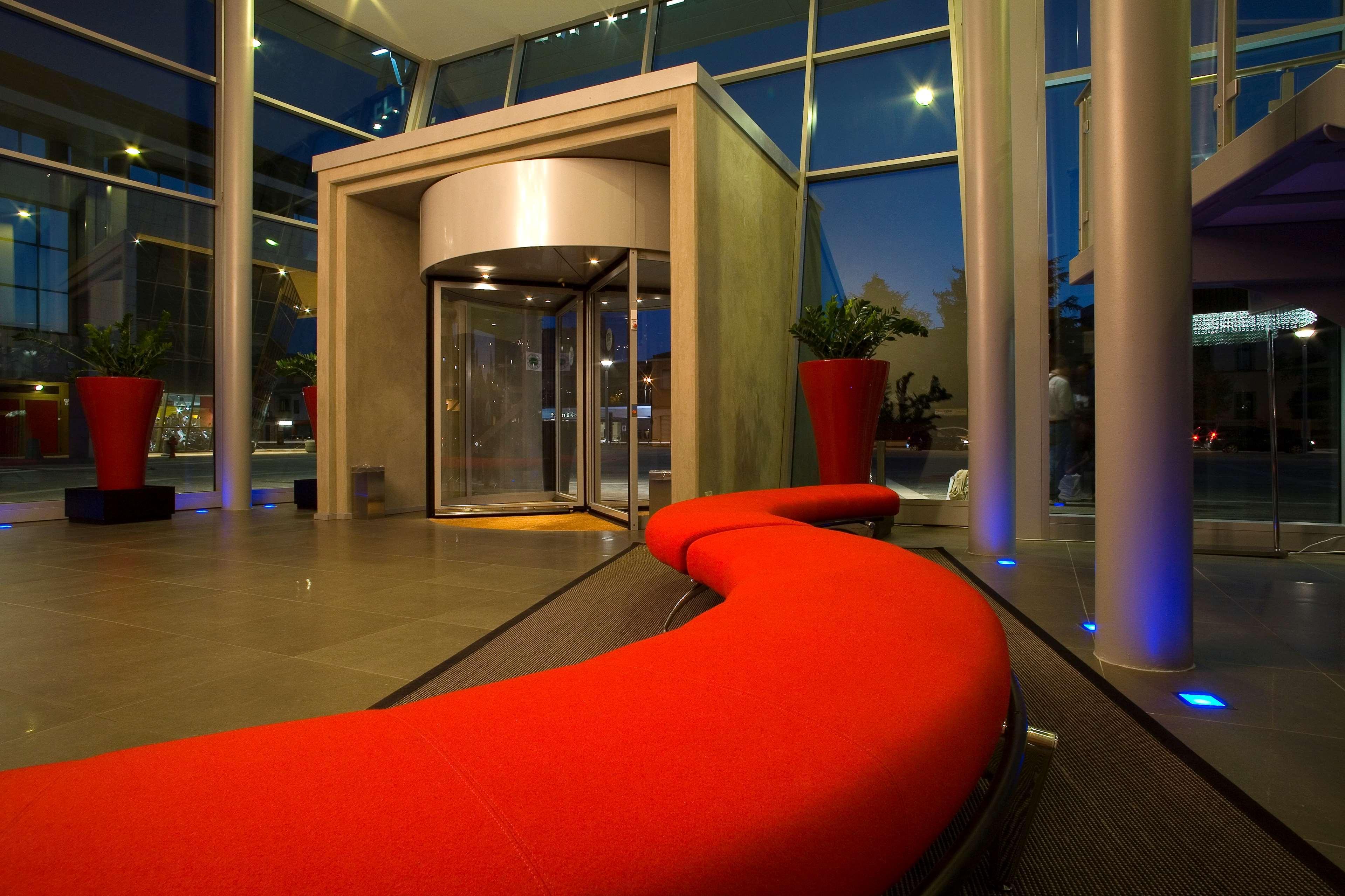 Hotel NH Padova Esterno foto