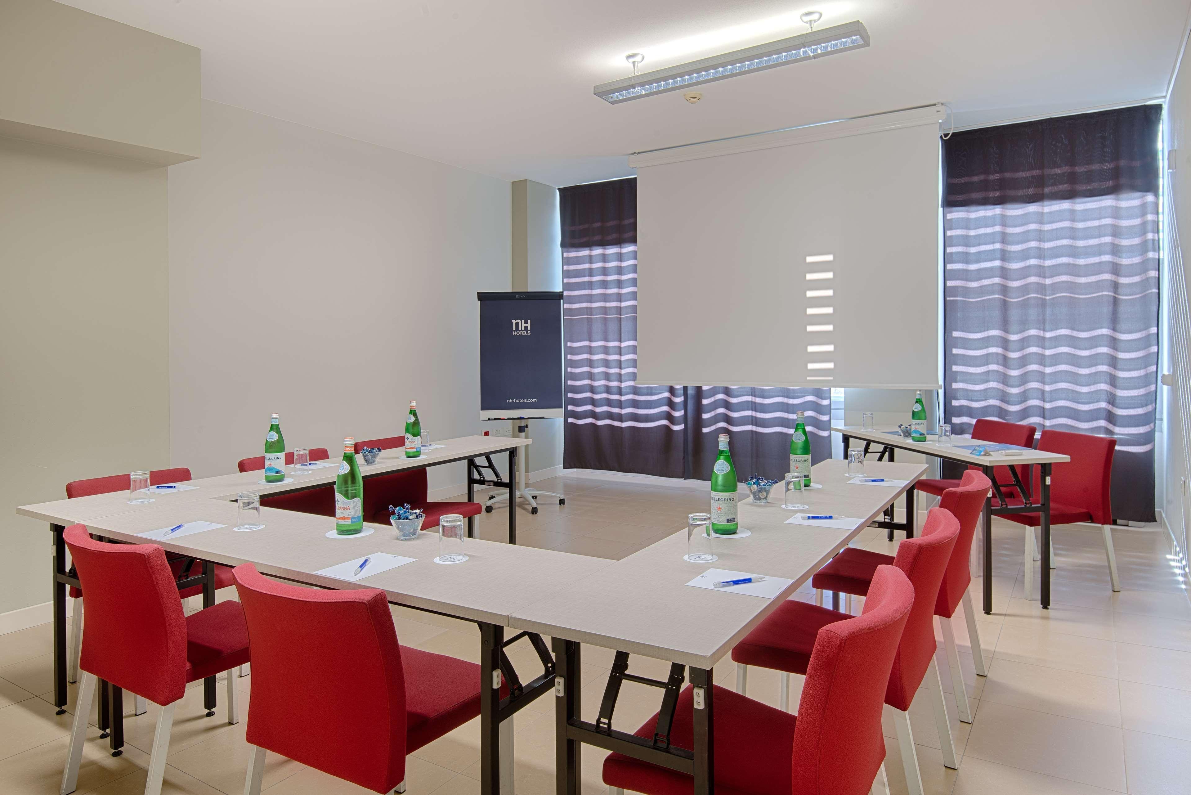 Hotel NH Padova Esterno foto