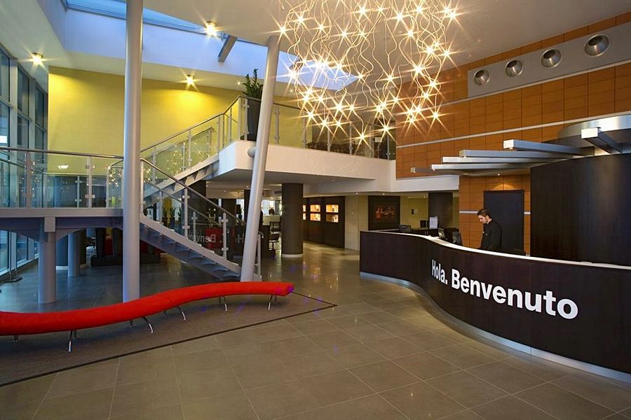 Hotel NH Padova Esterno foto