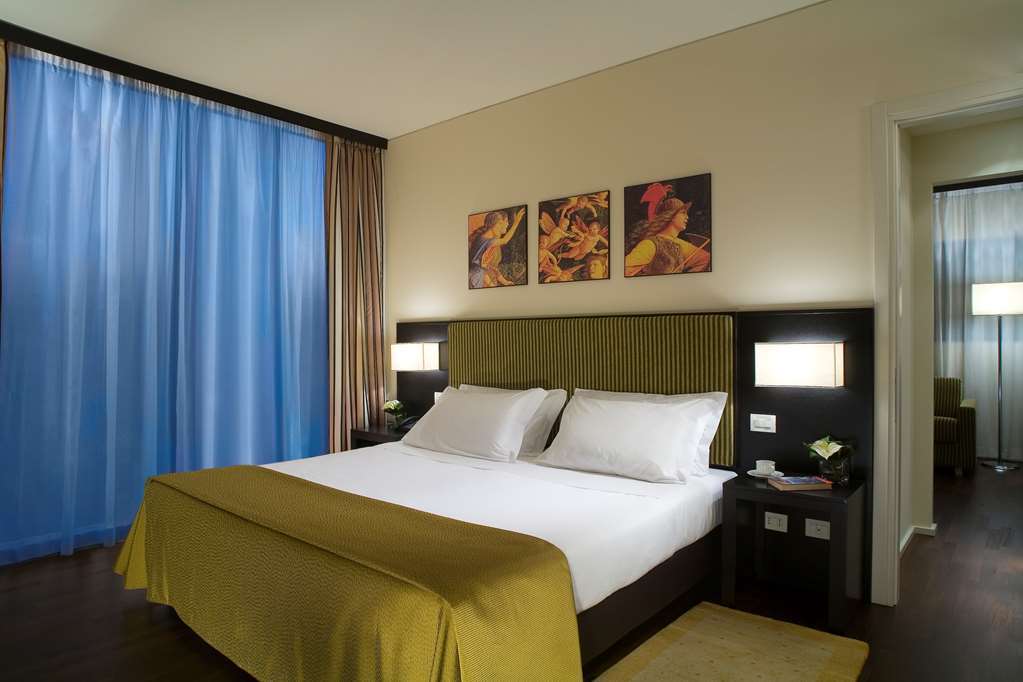 Hotel NH Padova Esterno foto